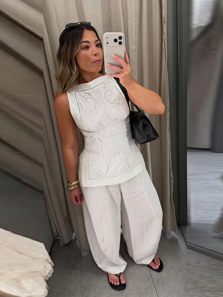 Women's Embroidery Vest Top Vintage Hollow Out Crew Neck Sleeveless Side Split Tank Summer Party Club Daily Matching Streetwear