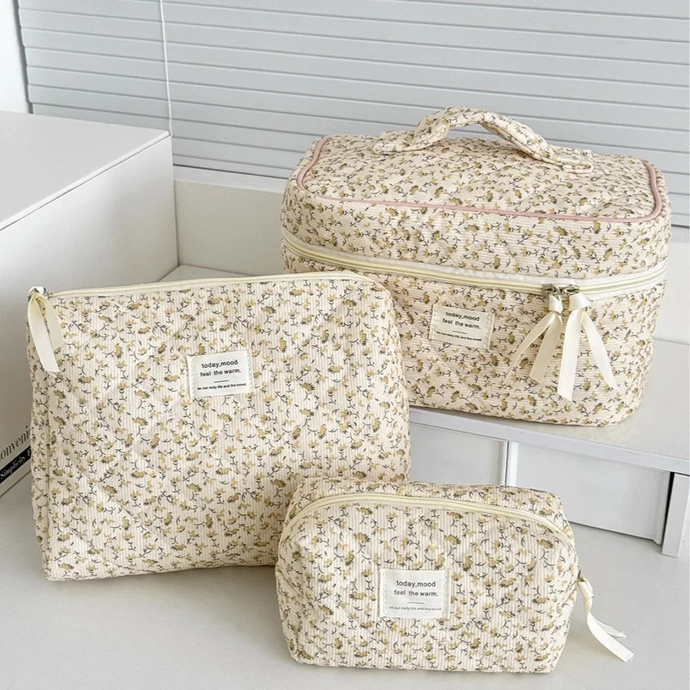 2025 New 3 Bags Set Women Makeup Bag Large Capacity Cosmetic Toiletry Storage Pouch Handbag Make Up Square Zipper Quilting Bag