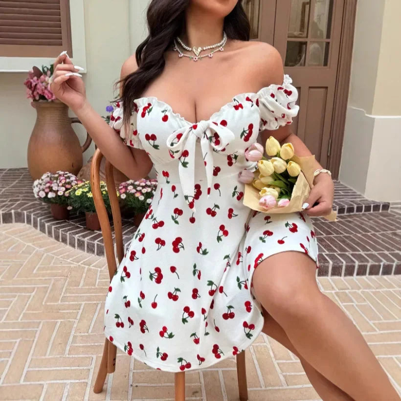 Plus Size Sweet Fitted Midi Dress with Bubble Sleeves And Large Skirt Hem Floral Print Country Style Women's plus Size Dress