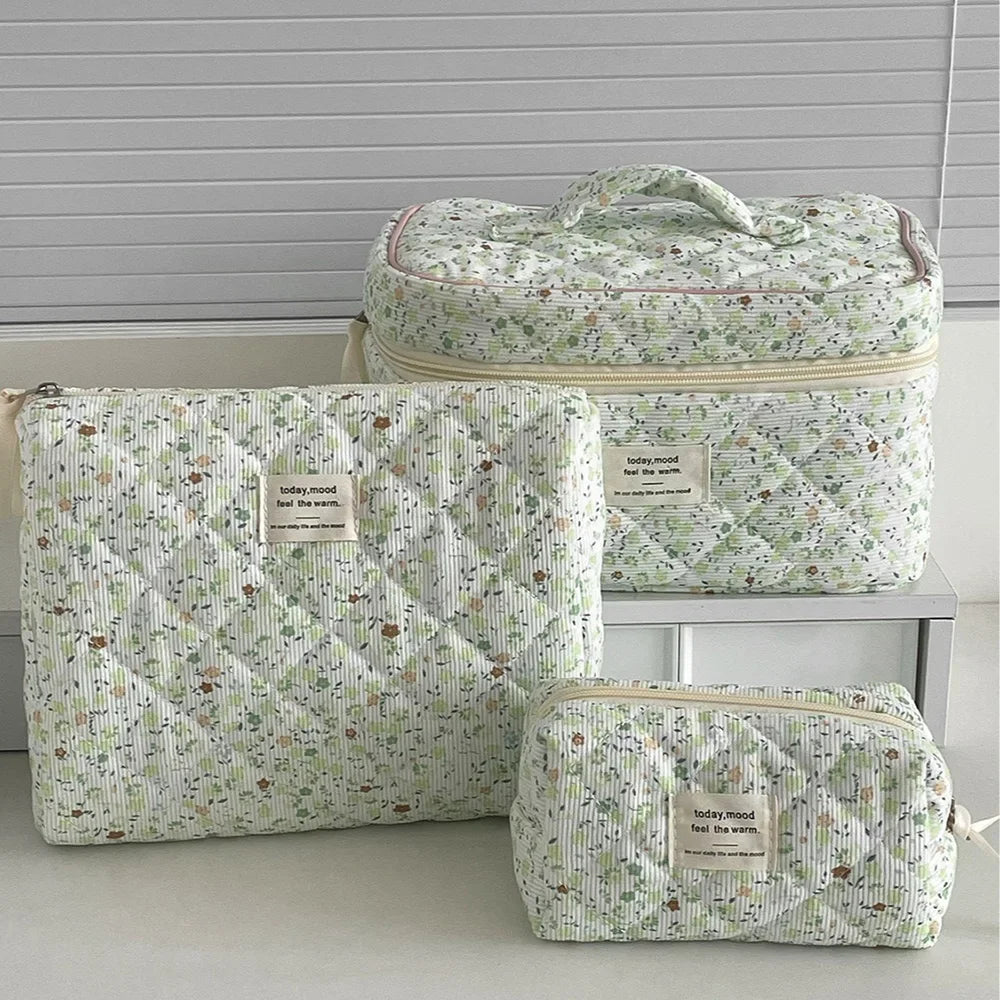 2025 New 3 Bags Set Women Makeup Bag Large Capacity Cosmetic Toiletry Storage Pouch Handbag Make Up Square Zipper Quilting Bag