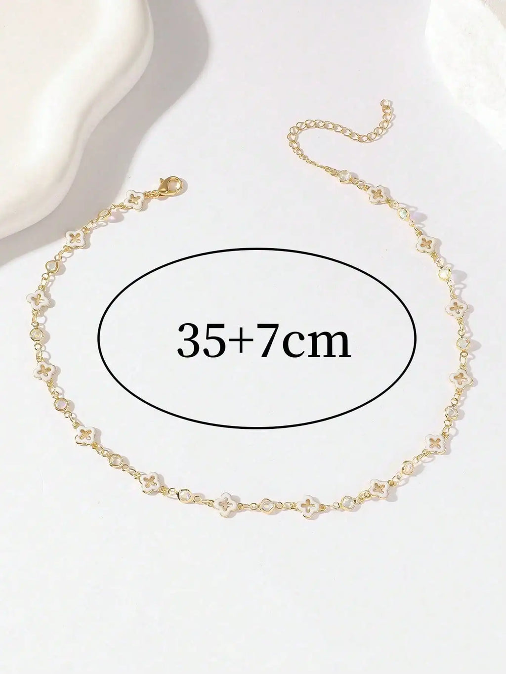 Women's Necklace, Flower Necklace, Suitable for Everyday Wear and Party Occasions, Fashionable Accessory, Gift for Women.