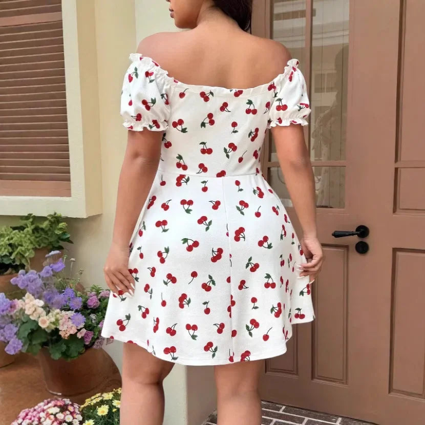 Plus Size Sweet Fitted Midi Dress with Bubble Sleeves And Large Skirt Hem Floral Print Country Style Women's plus Size Dress